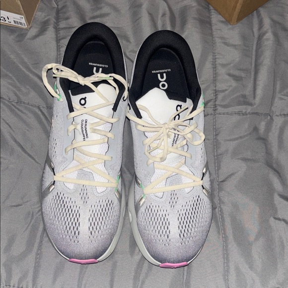 On Running mens Sneakers in Gray, Pink, and Green - Picture 4 of 9